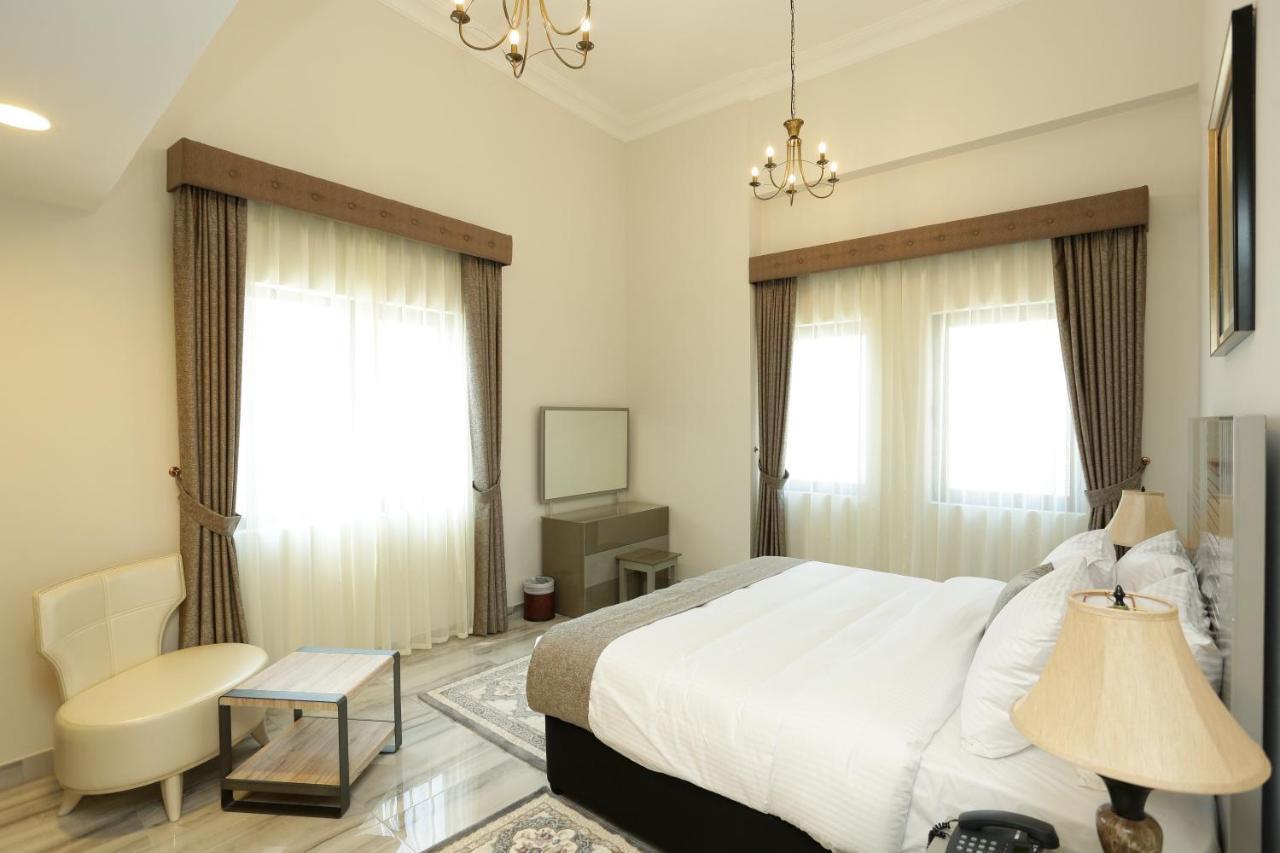 Marbella Holiday Homes ドバイ エクステリア 写真